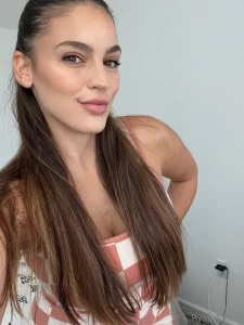 Let s spend some time together the first person to tip 40 will get 30