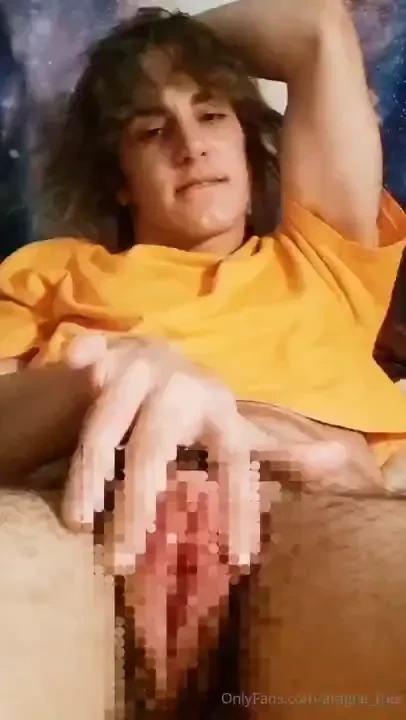 Playing with my pumped pussy before going to sleep until i cum 