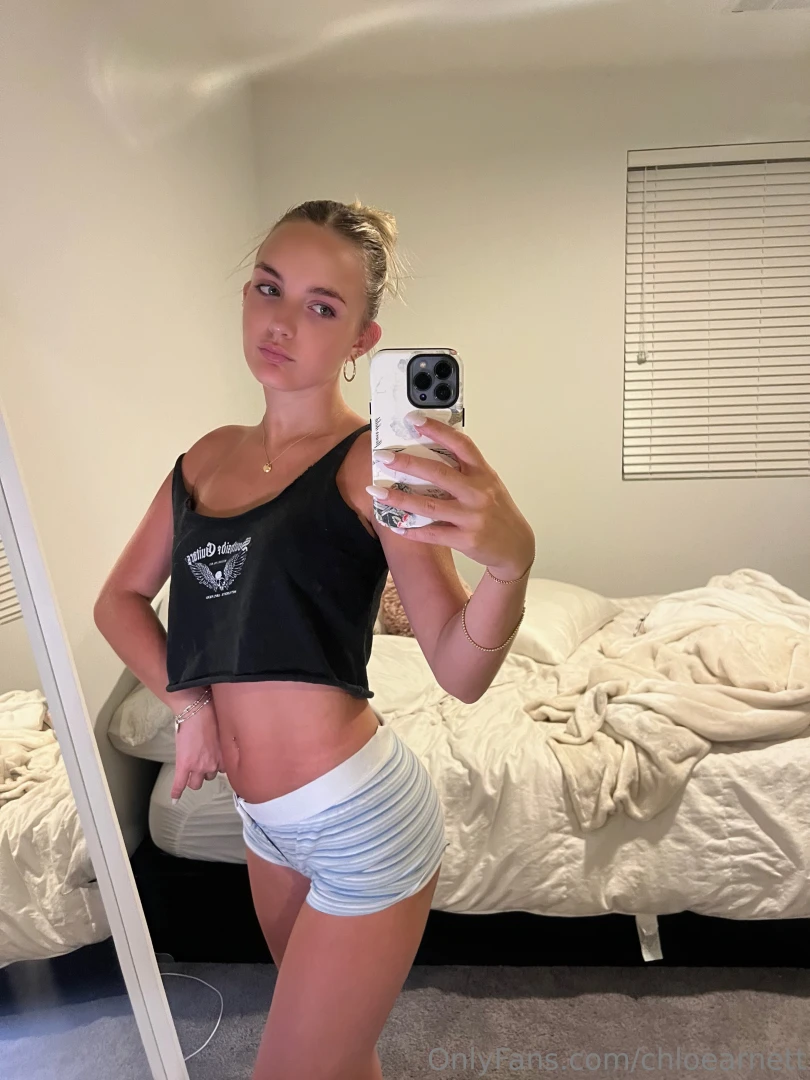 This deal is as juicy as my ass 600 worth of sextapes and solos for 1 