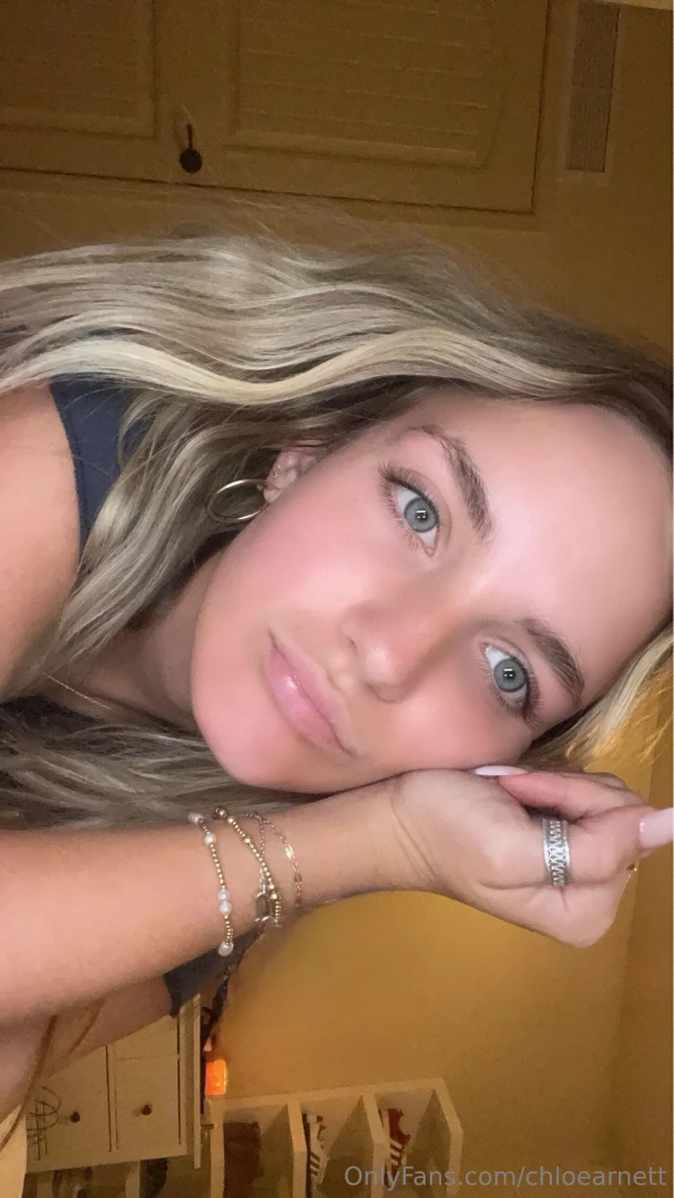 I want you right meow 