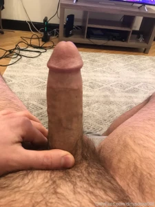 Need a mouth on my big ass cock before i get ready