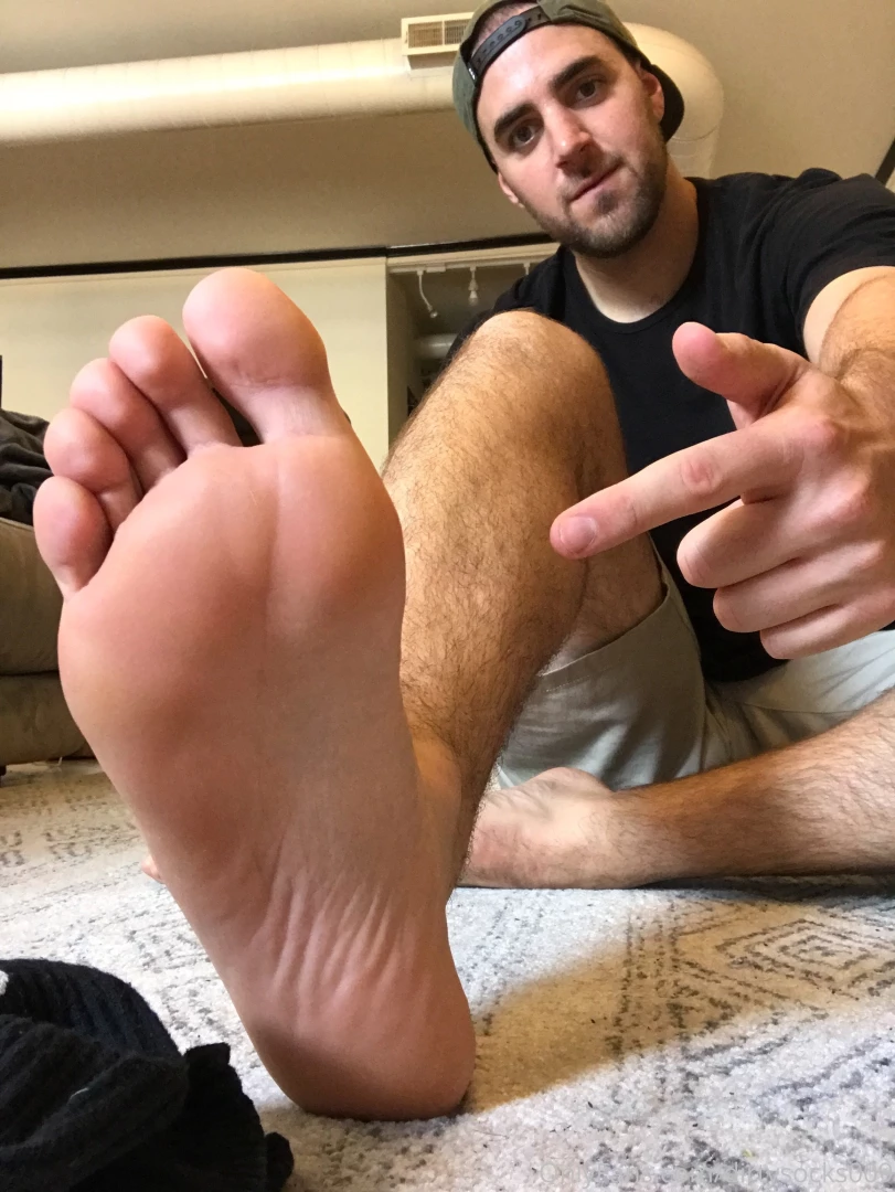 Went to the park after being in my shoes and nike socks all day felt part 5 