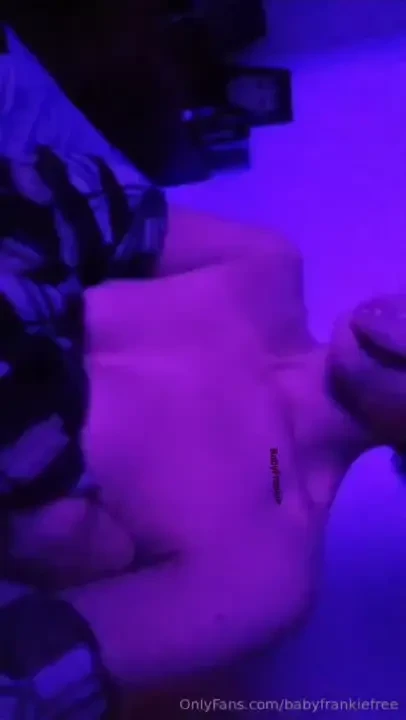 Hii holiiiii babyfrankie666 more spicy here babyfrankie666 