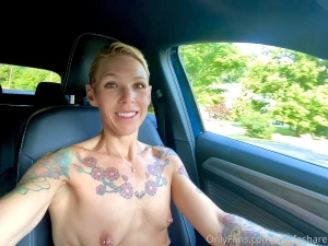 Naked and driving around looking for new ideas
