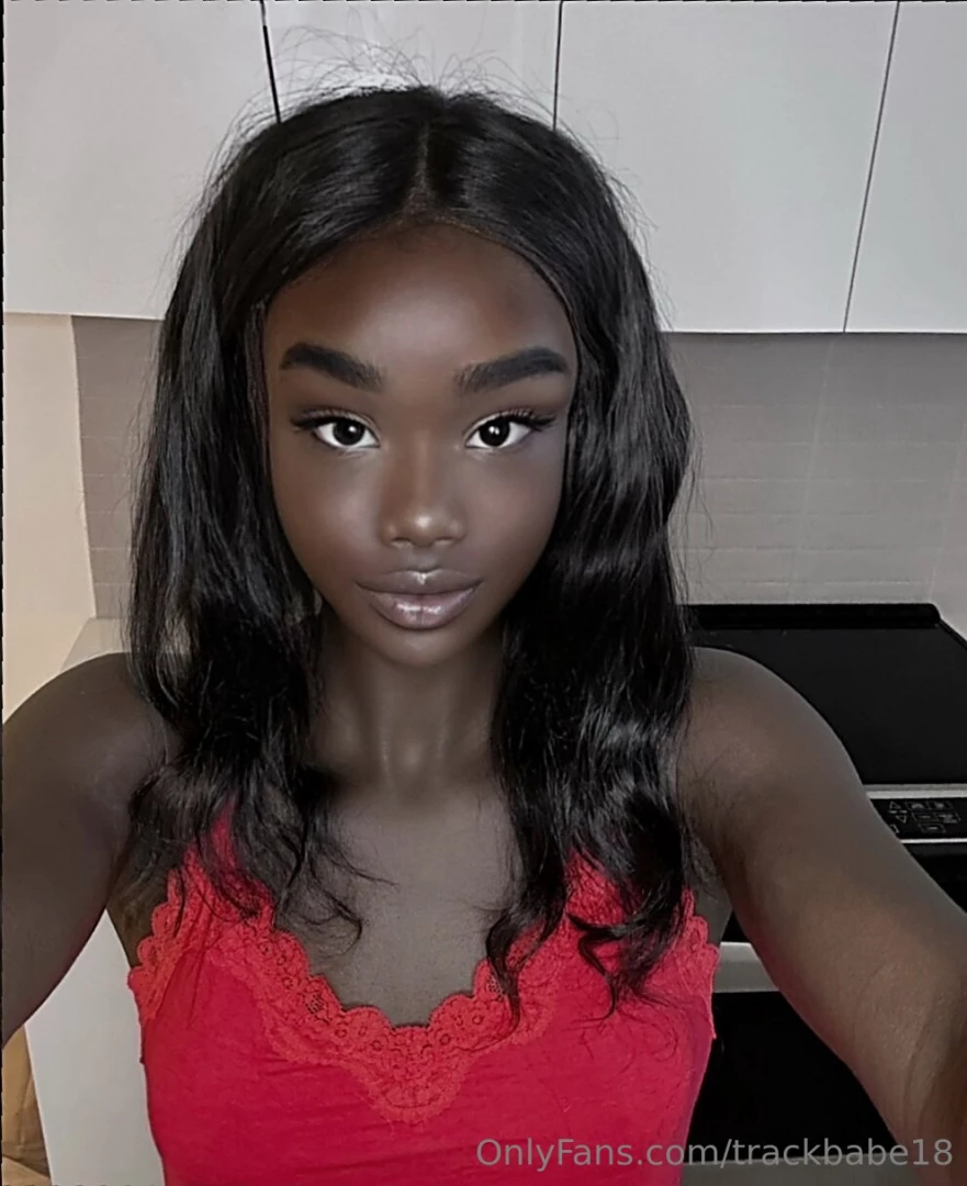 I missed you guys soo much dm to chat with me tonight 