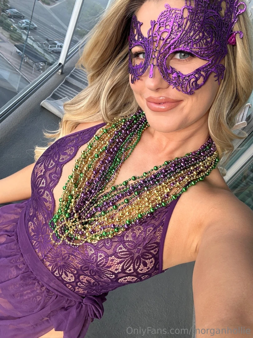 Happy mardiiii i did something i always said no too but in spirit of 