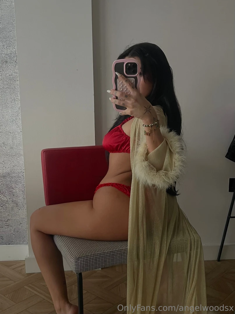 I hope santa was good to you if he wasn t dm me and i will be 