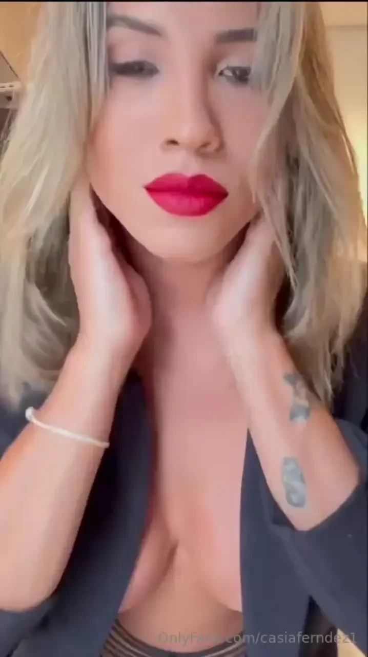 Good luck explaining to your girlfriend why ur distracted today 