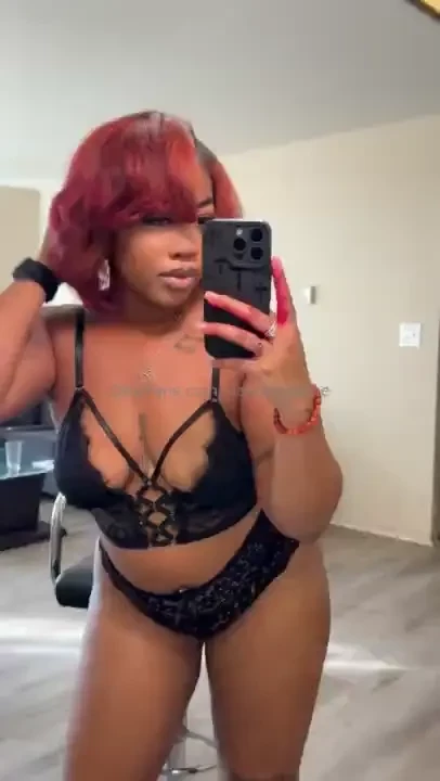 I look so good excuse the dye on my hands 