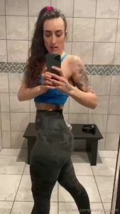 Sweaty gym sesh today i taste better than usual