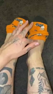 Happy new years eve enjoy this full length vid of me slowly removing