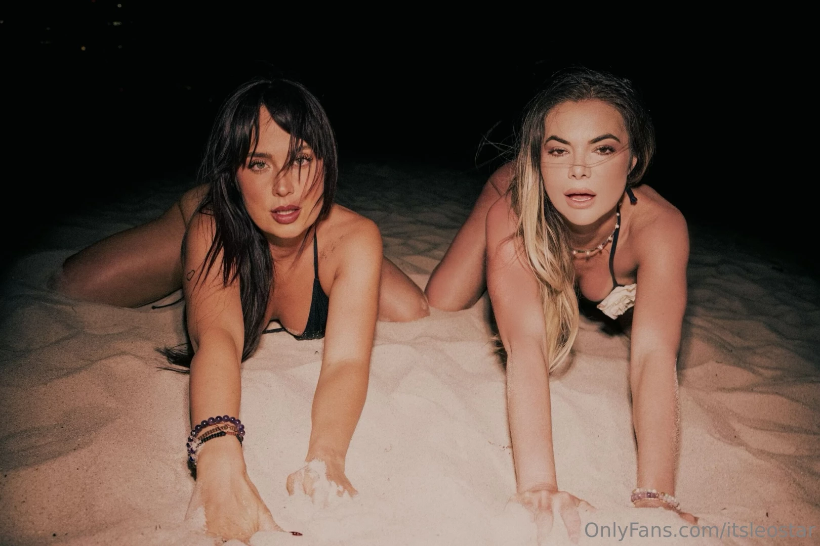 Let s watch fireworks on the beach kailithorne kailithornevip 