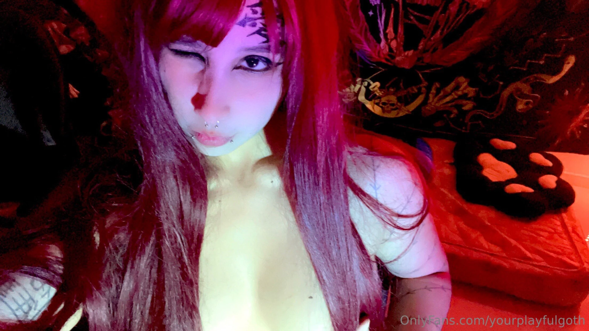 Sexy gaara cosplay is waiting for you 