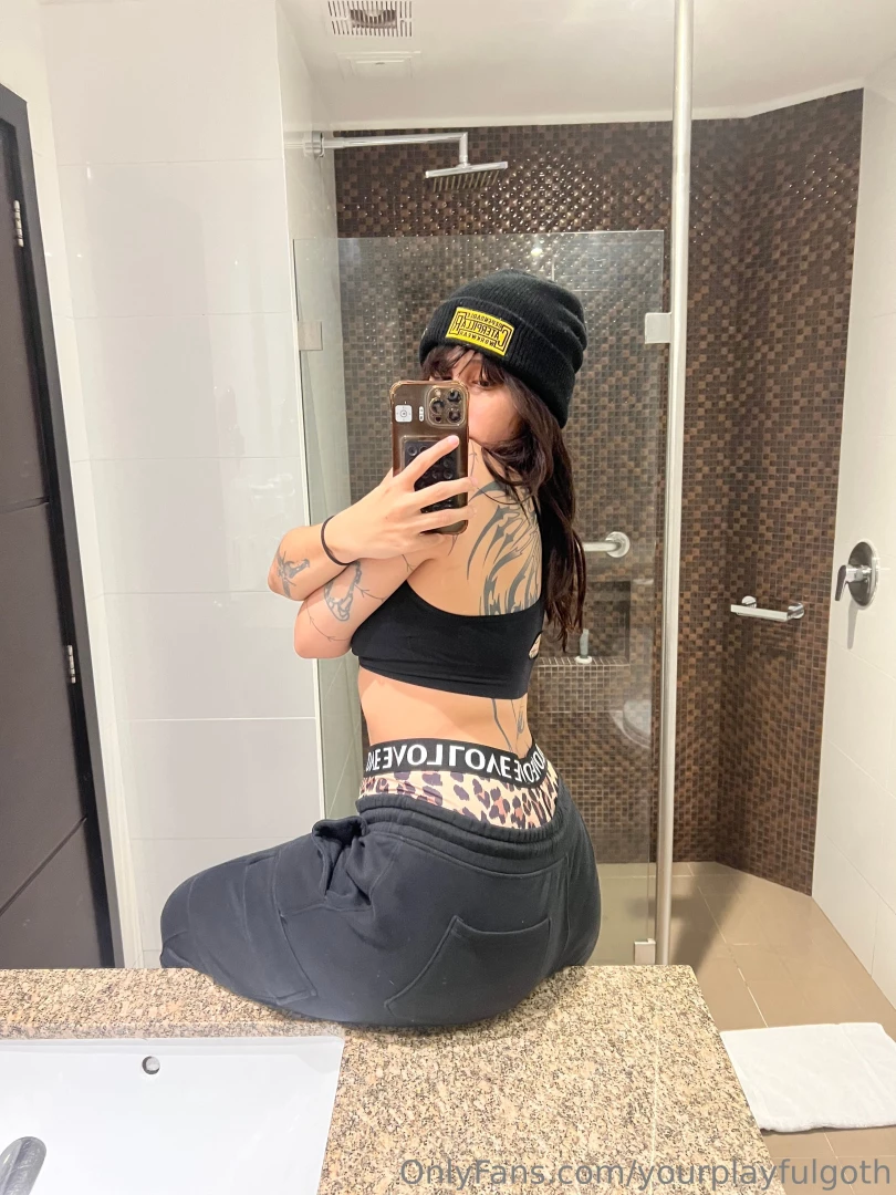 Yourplayfulgoth part 9 