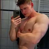 blondfitboy
