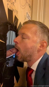 I left dilf_diaries in a mess this suited daddy whore gobbled down on part 1