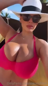 Nobody makes saturday special like me