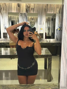 It s my birthday show me some love and tip me a dollar or two xoxooxo part 2