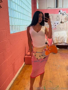 Feeling super cute in my new skirt i think it s cool because it can be