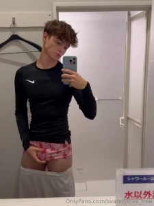 Mirror mirror on the wall who has the biggest dick of them all part 1