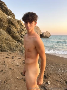 -75 off so u can enjoy my content be fast only 100 3 50 svandylove