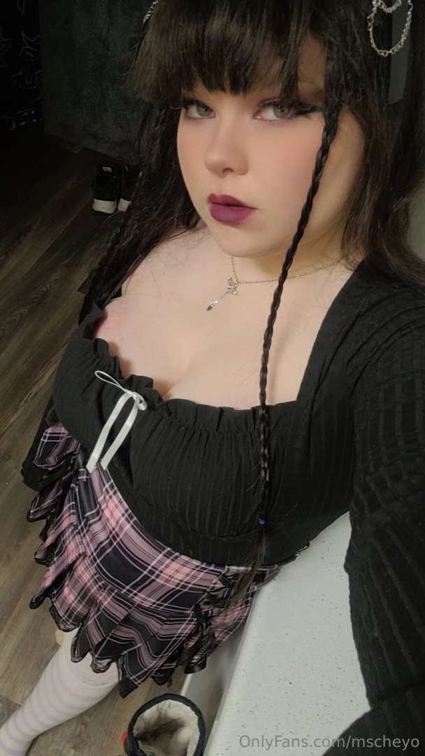 E girl or big titty goth girlfriend i can do them both part 5 