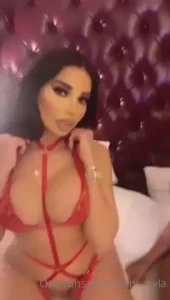 Gizel sucking my hard trans cock while her pussy was craving for it i part 2