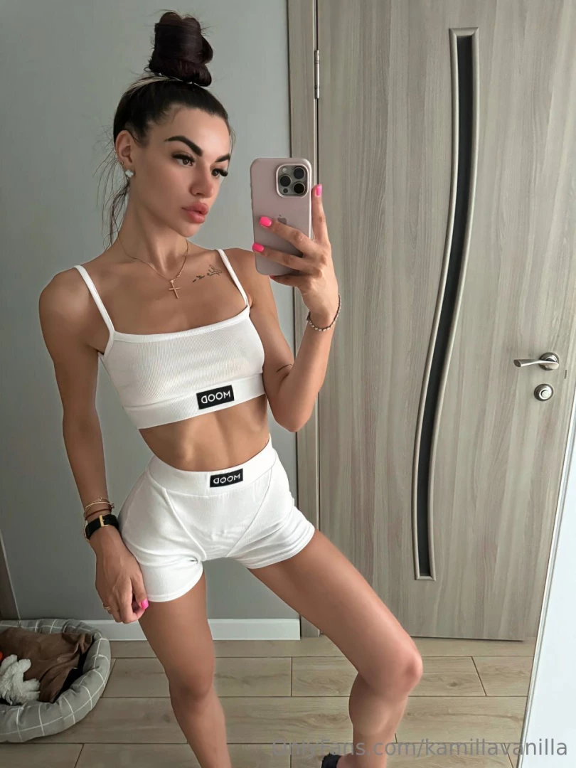 Free sub for a limited time hey there i m kita kita_doloress i m sweet part 215 