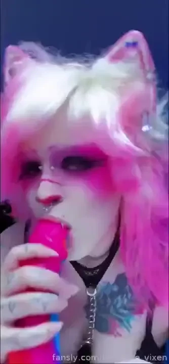 Ever wondered what my tongue piercings would feel like uwu blowjob part 2 