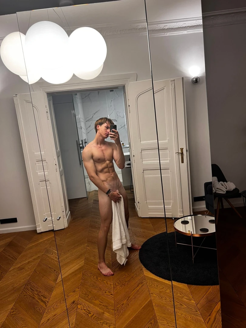 Happy birthday to our darling dark0night we wish him all the love 