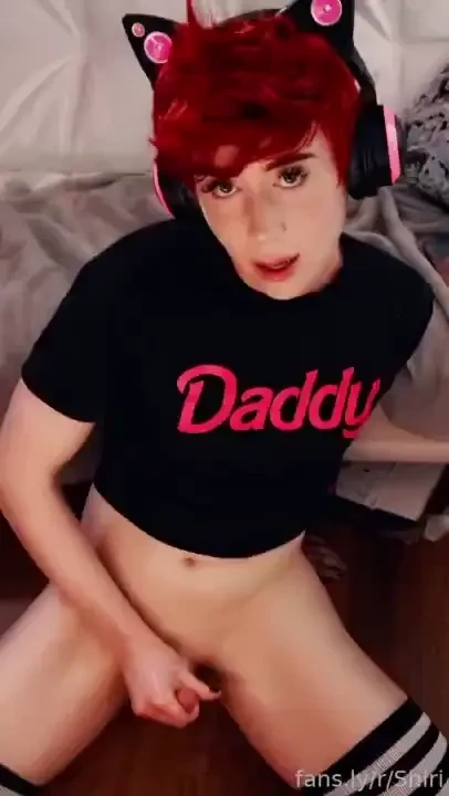 Daddy day camshow a goonerific femboy-shiri camshow that took place on 