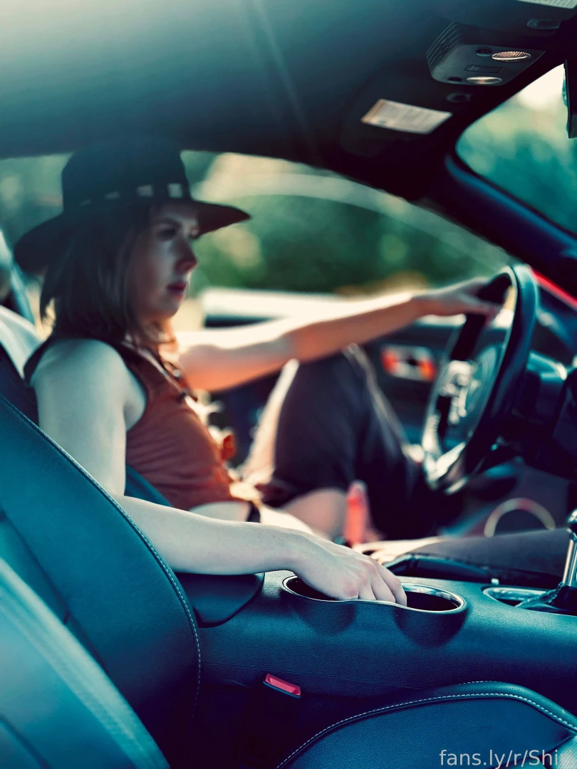 I just wanna fulfill your wildest fantasies fyp blonde fitbabe dom 