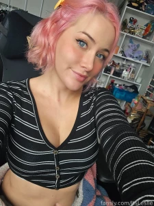 The shirt i wore on stream vs underneath