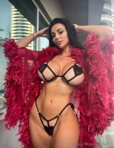 She wants you to cum all over her boobs onlyfans com yvonne_bar c732 part 4