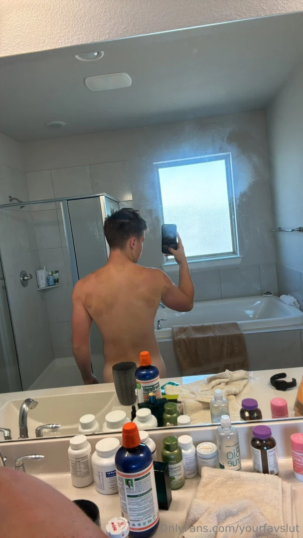 Oopsiee where did my clothes go 