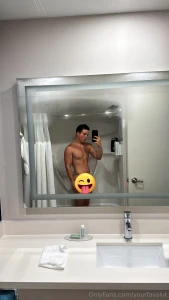 Ik you wanna see him dm meeee