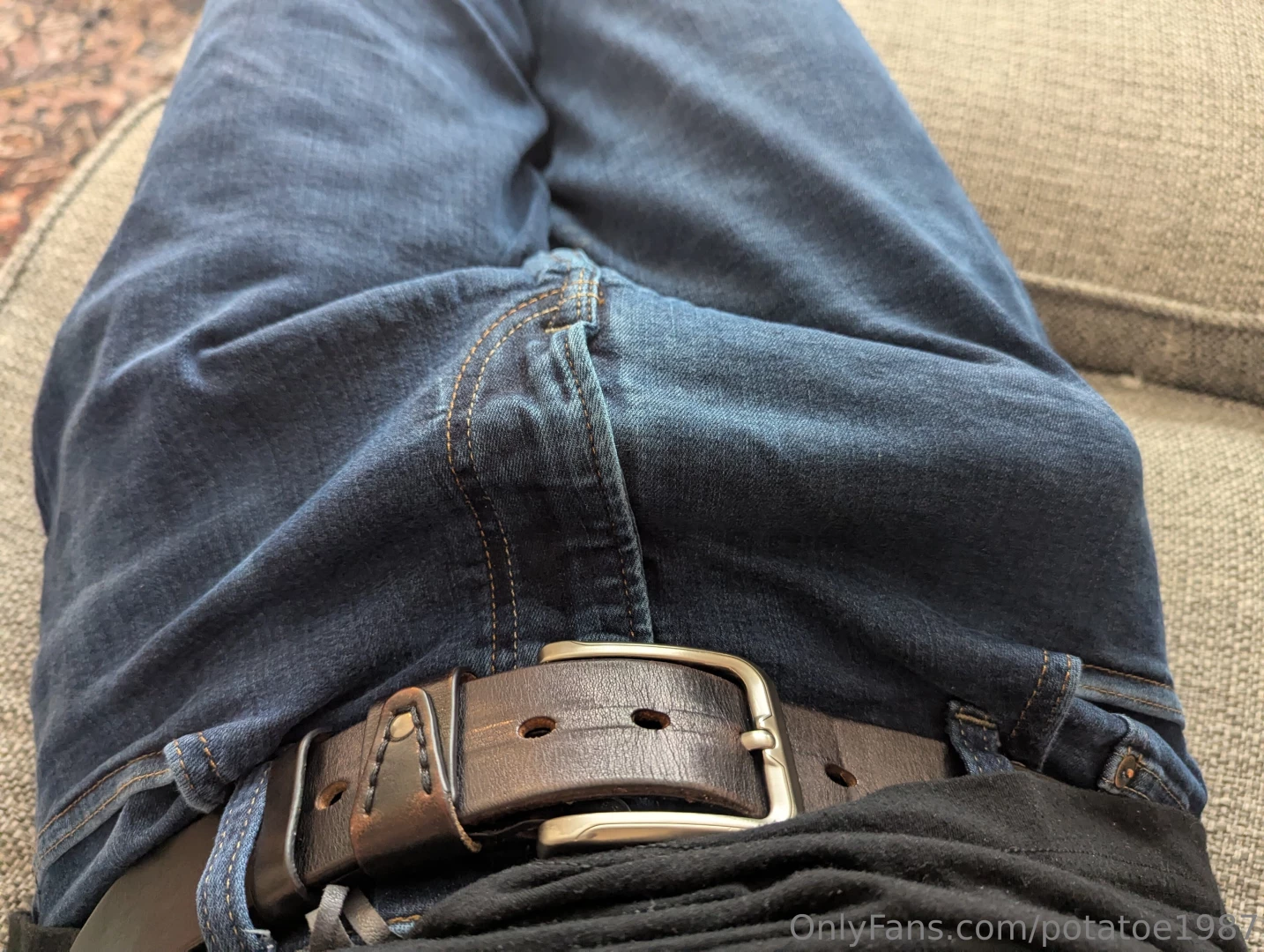 Skinny jeans bulge shots part 3 