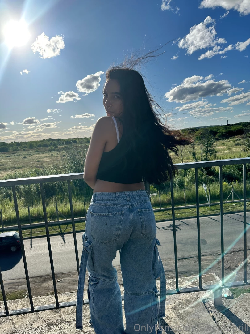 I love the sunny days 