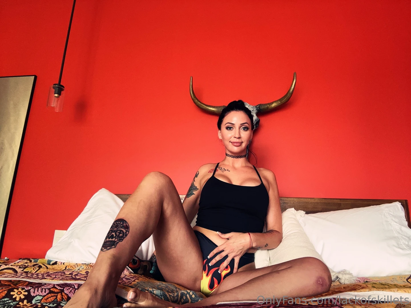 Who can put out a fire 