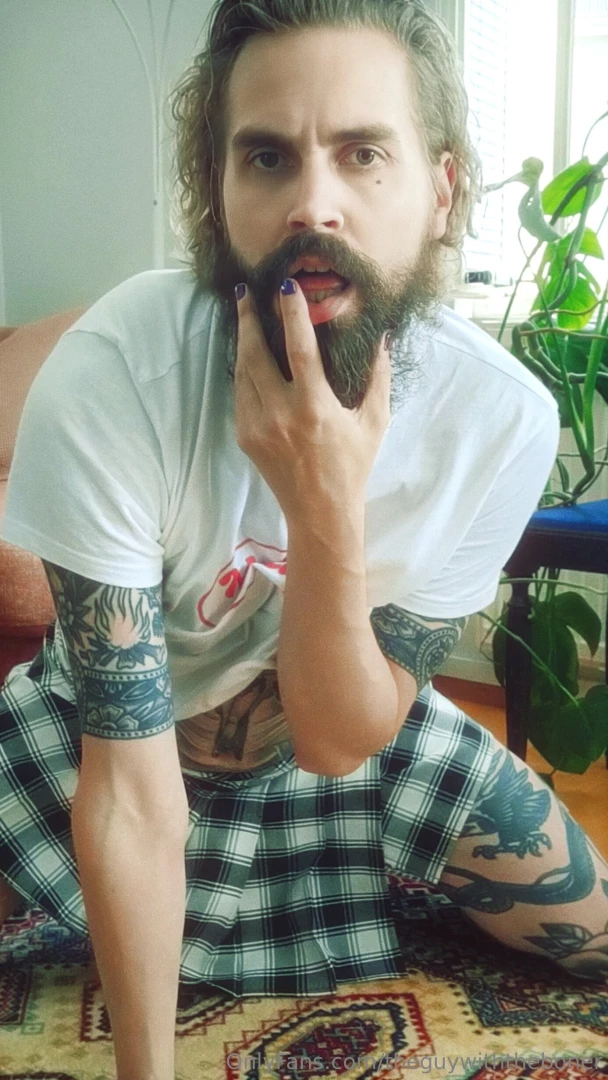 Theguywiththeboner 