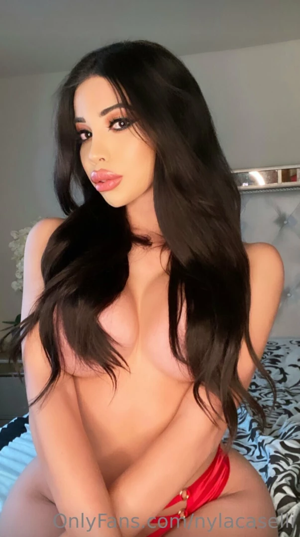 Latina mami wants all your cum tonight 