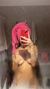 Im clean and bare for you daddy waiting for your message