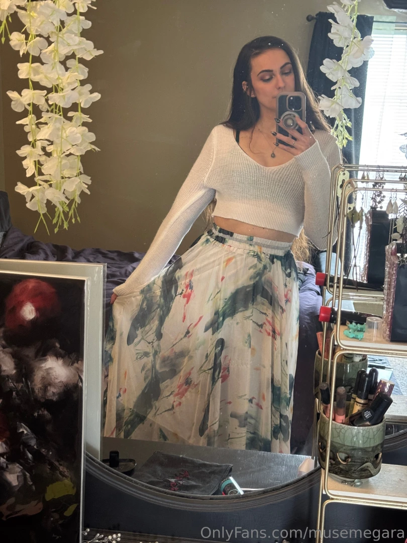 Wanna go on an afternoon date 