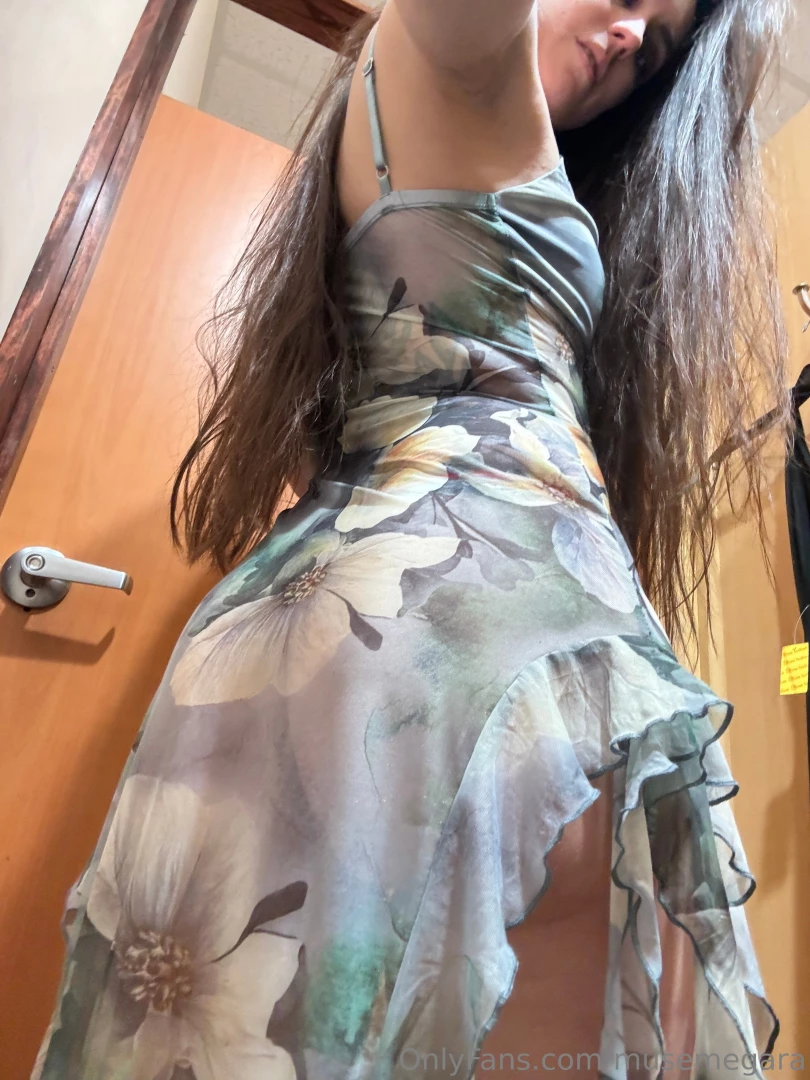 Does the slit on the side seem too high to you part 1 