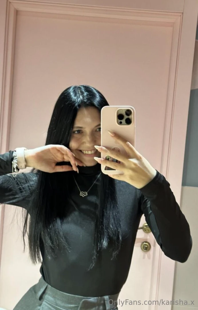 I m in a good mood today wanna know why dm me me 