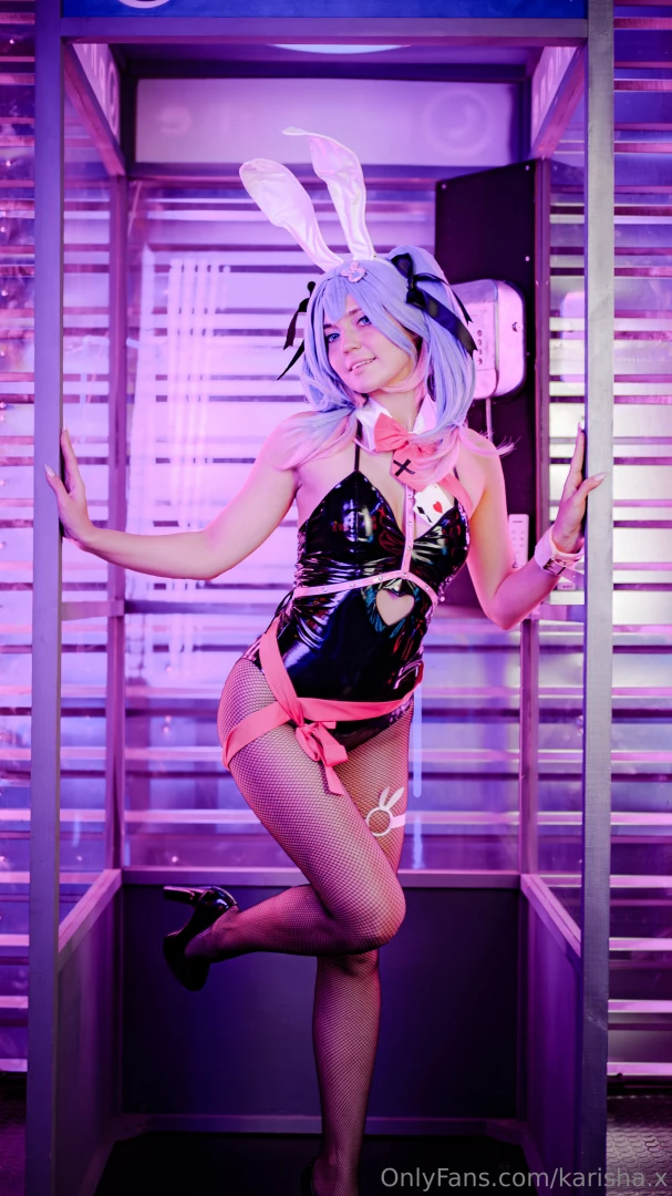 Pure charm right in front of you 