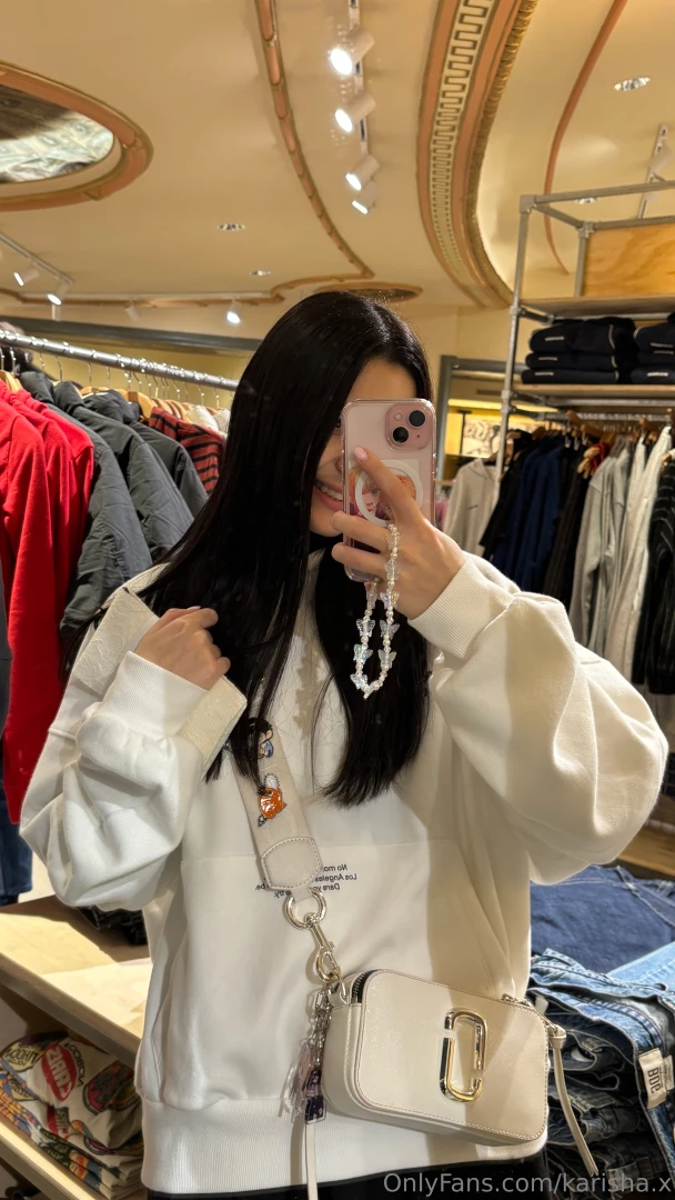 I m looking for new items for myself are you a shopaholic 