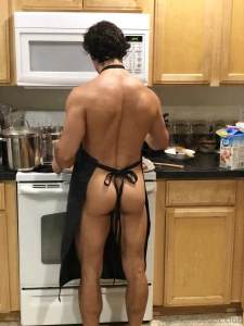 I m gonna let my booty do all the talking part 53