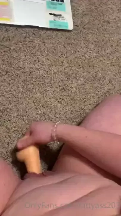 Hey guys so everyone wants a sex video i will post a 5-10 min sex 