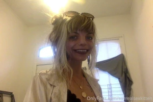 Sure would loveeee to video chat with someone tonight part 2